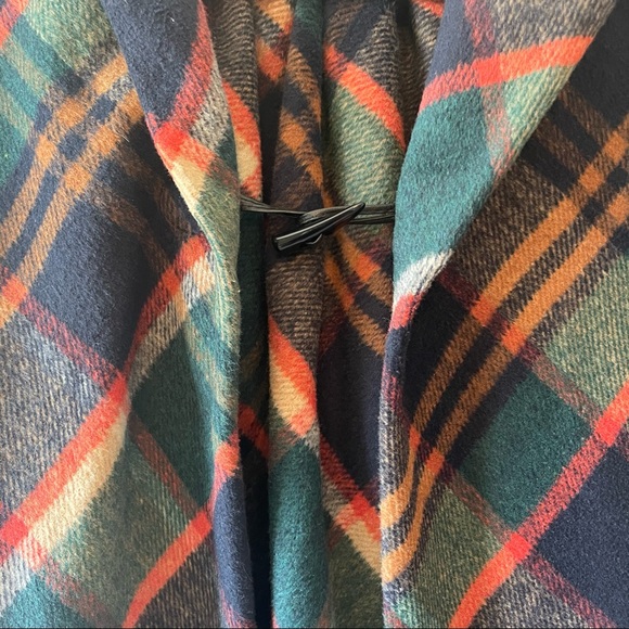 Plaid Poncho Jacket - Picture 5 of 5